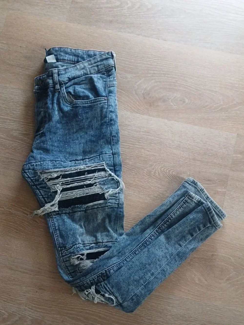 H&M Divided Men’s Skinny Biker Moto Jeans Top Stitch Horizontal Rips Size 33